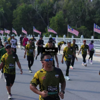 Runner Photo 7191604