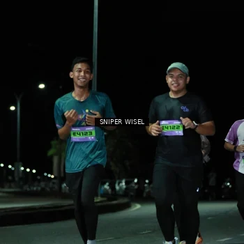 Runner Photo 7191692