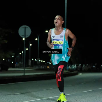 Runner Photo 7191773