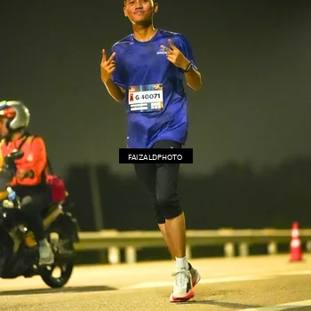 Runner Photo 7194810