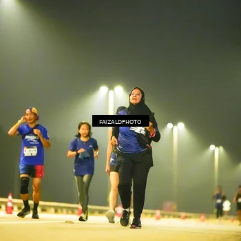 Runner Photo 7194933