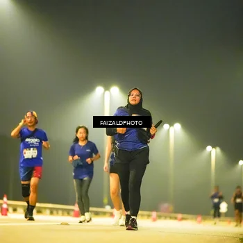 Runner Photo 7194935