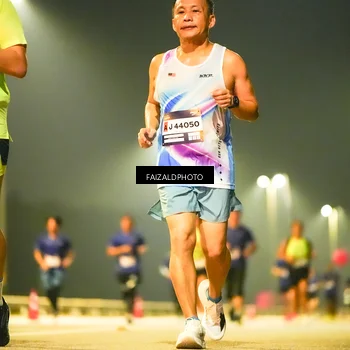 Runner Photo 7195009