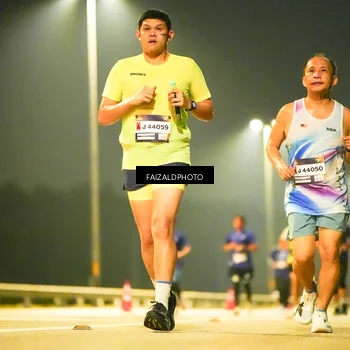 Runner Photo 7195012