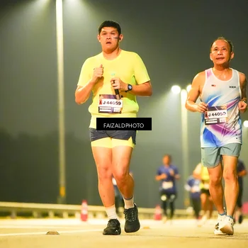 Runner Photo 7195013