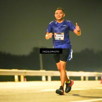 Runner Photo 7195302