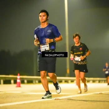 Runner Photo 7195343
