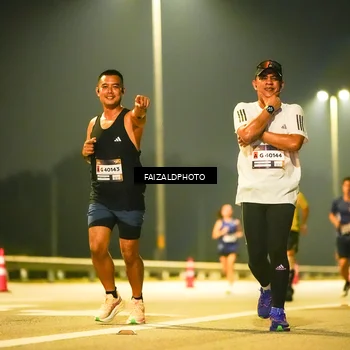 Runner Photo 7195363