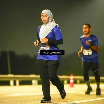 Runner Photo 7195375