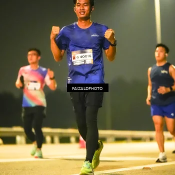 Runner Photo 7195424