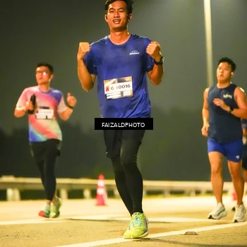 Runner Photo 7195425