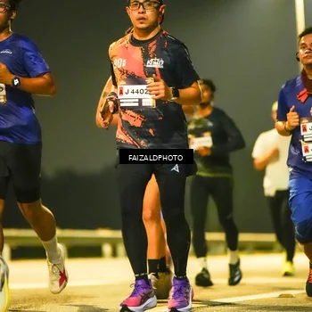 Runner Photo 7195435
