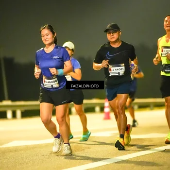 Runner Photo 7195459
