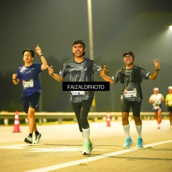Runner Photo 7196542