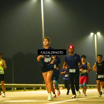 Runner Photo 7196645