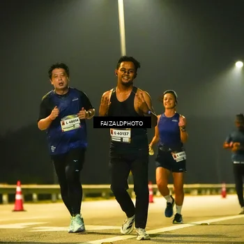 Runner Photo 7196698