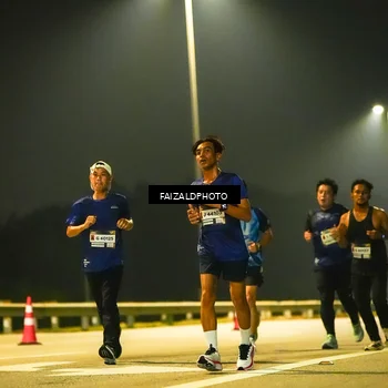 Runner Photo 7196708