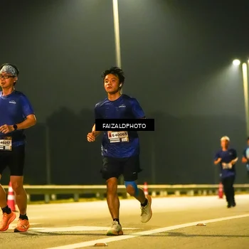 Runner Photo 7196716