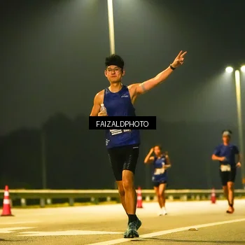 Runner Photo 7196728