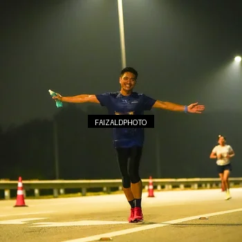 Runner Photo 7196738
