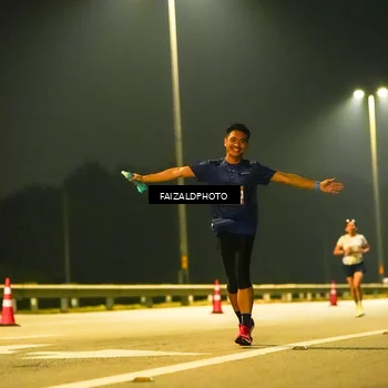 Runner Photo 7196740