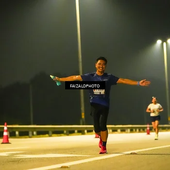 Runner Photo 7196741