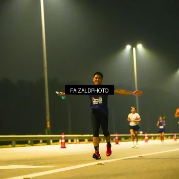 Runner Photo 7196744
