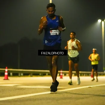 Runner Photo 7196846