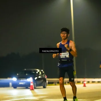 Runner Photo 7196996