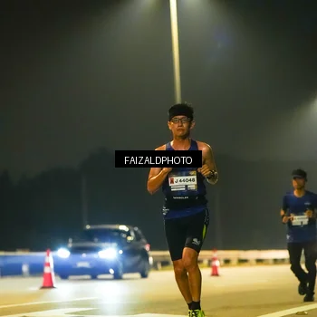 Runner Photo 7196998