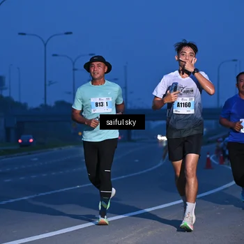 Runner Photo 7197849