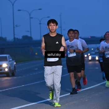 Runner Photo 7197946