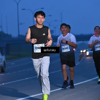 Runner Photo 7197947