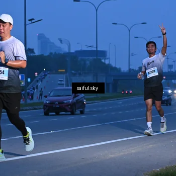 Runner Photo 7198003