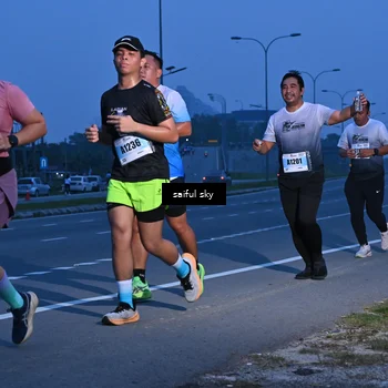 Runner Photo 7198040