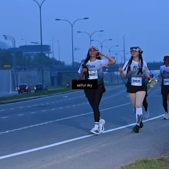 Runner Photo 7198079