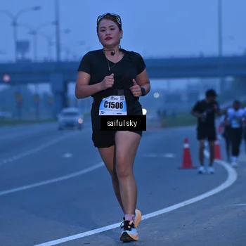Runner Photo 7198105
