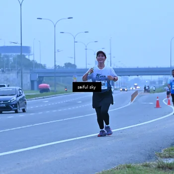 Runner Photo 7198302