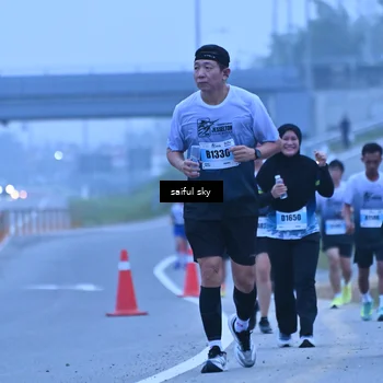 Runner Photo 7198371