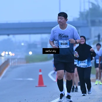 Runner Photo 7198375