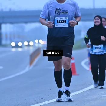 Runner Photo 7198381