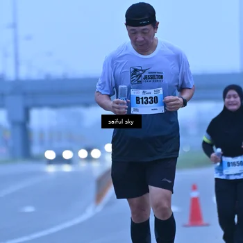 Runner Photo 7198384