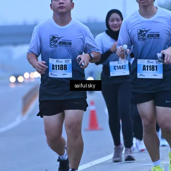 Runner Photo 7198423