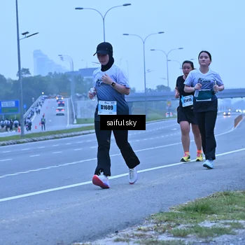 Runner Photo 7198431