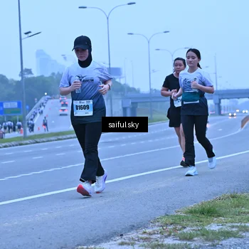 Runner Photo 7198435