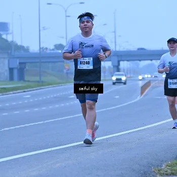 Runner Photo 7198459