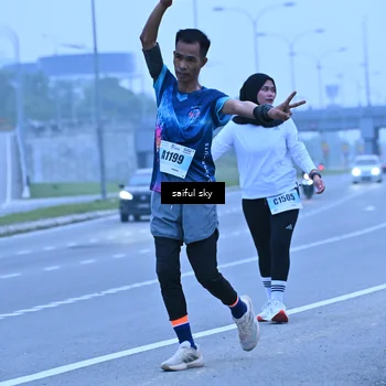 Runner Photo 7198495