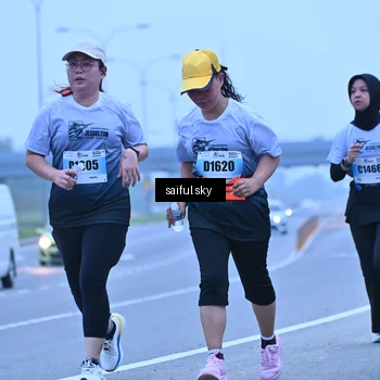Runner Photo 7198651