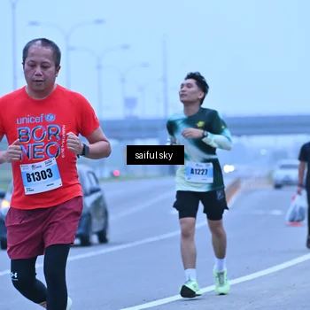 Runner Photo 7198691