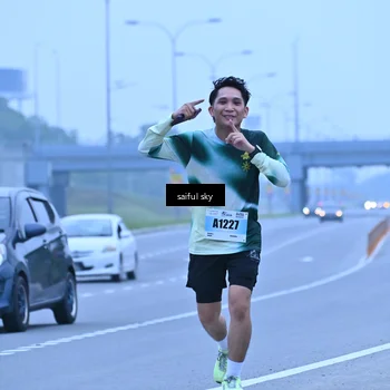 Runner Photo 7198693